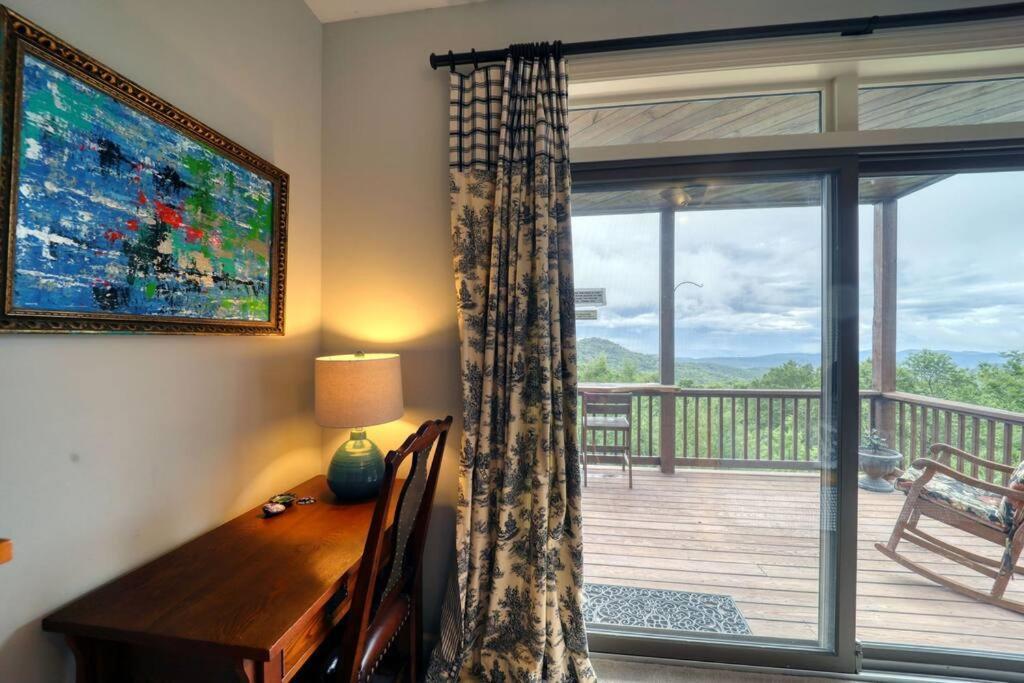 Bucket List Views Sugar Mountain Private Condo - 2Bed, 2Bath, Sleeps 6, Panoramic Views Of Mountains From Large Deck, Short Drive To Shopping, Restaurants, Cafes & Banner Elk Town Exterior photo