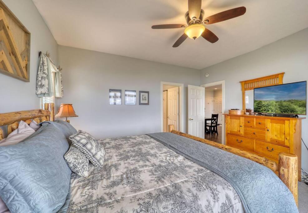 Bucket List Views Sugar Mountain Private Condo - 2Bed, 2Bath, Sleeps 6, Panoramic Views Of Mountains From Large Deck, Short Drive To Shopping, Restaurants, Cafes & Banner Elk Town Exterior photo